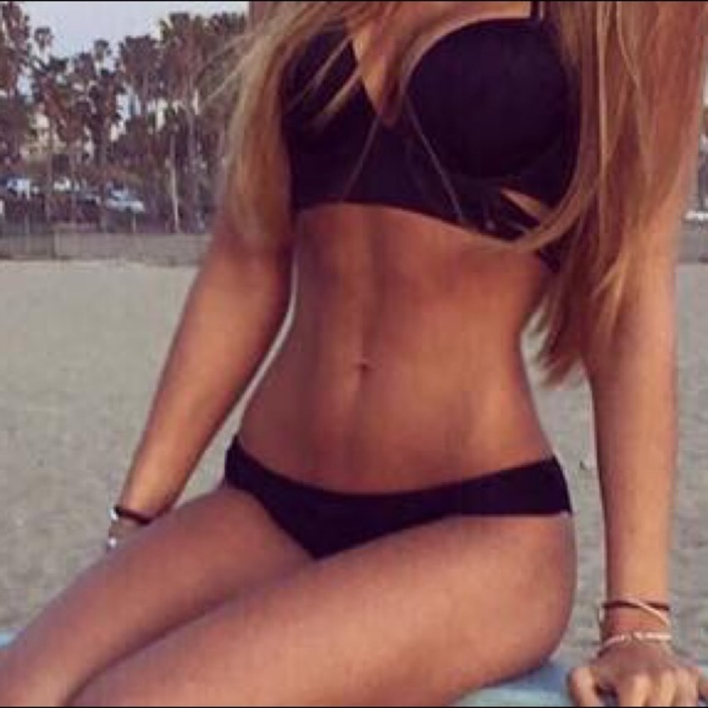 black victoria secret bikini bottoms
